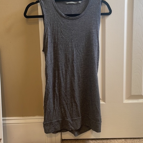 Athleta open back criss cross yoga tank - Picture 2 of 2
